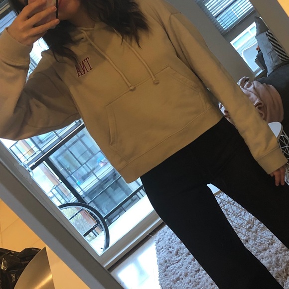 Cropped hoodie! - Picture 2 of 5